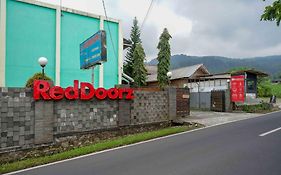 RedDoorz near Lokawisata Baturaden